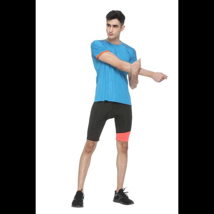 Fino CYCLING SHORTS 6000 long-distance cycling without experiencing chafing and saddle sores. Designed with Polyester and Elastane for necessary stretch and comfort.