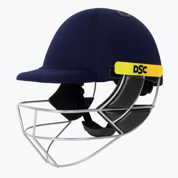 DSC FEARLESS Avenger Pro 2.0 Cricket Helmet High density Eva for maximum soak absorption with sandwich foam.  1 extra Swoppa band + Neck guard